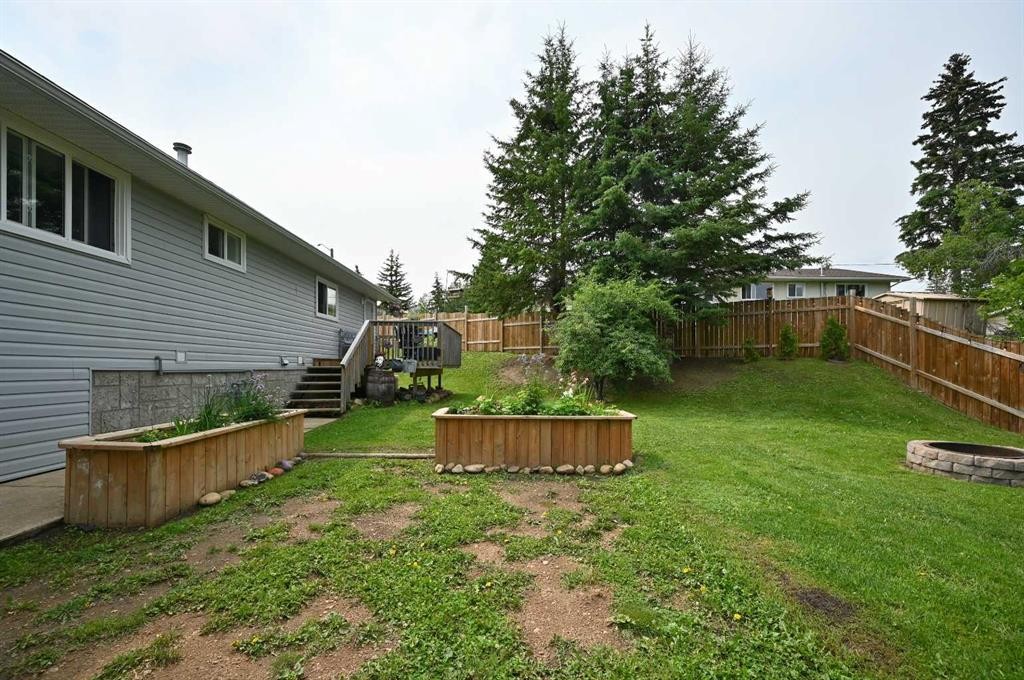 5005 44 Avenue, Athabasca, AB