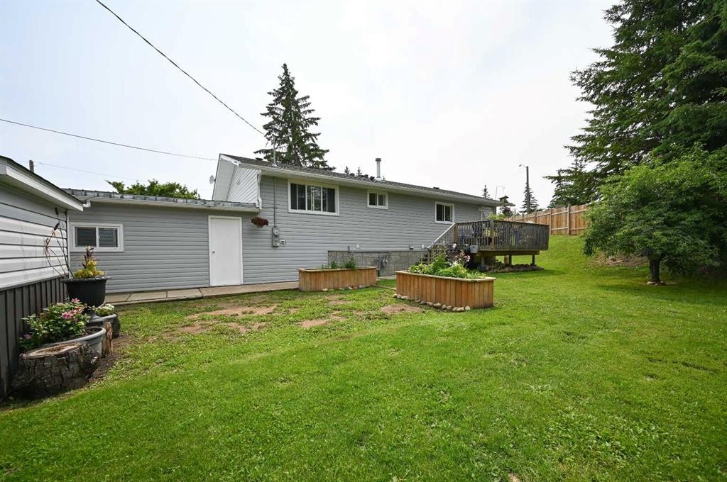 5005 44 Avenue, Athabasca, AB