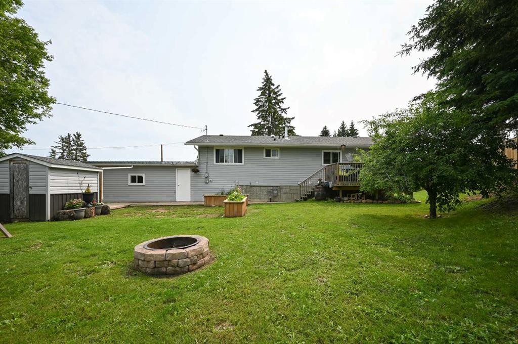 5005 44 Avenue, Athabasca, AB