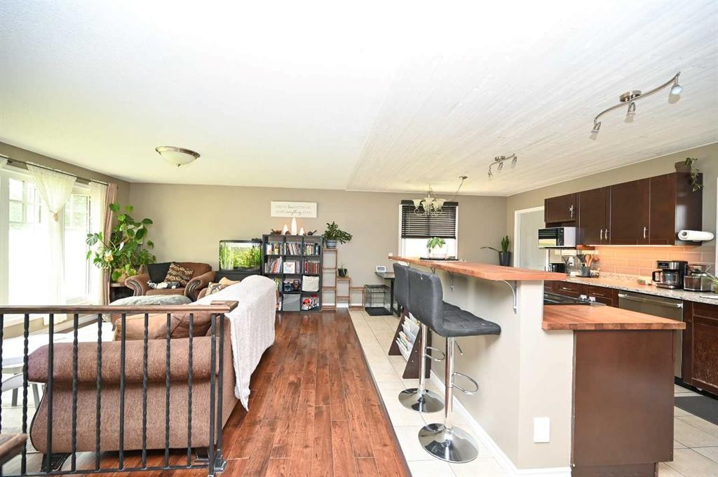 5005 44 Avenue, Athabasca, AB