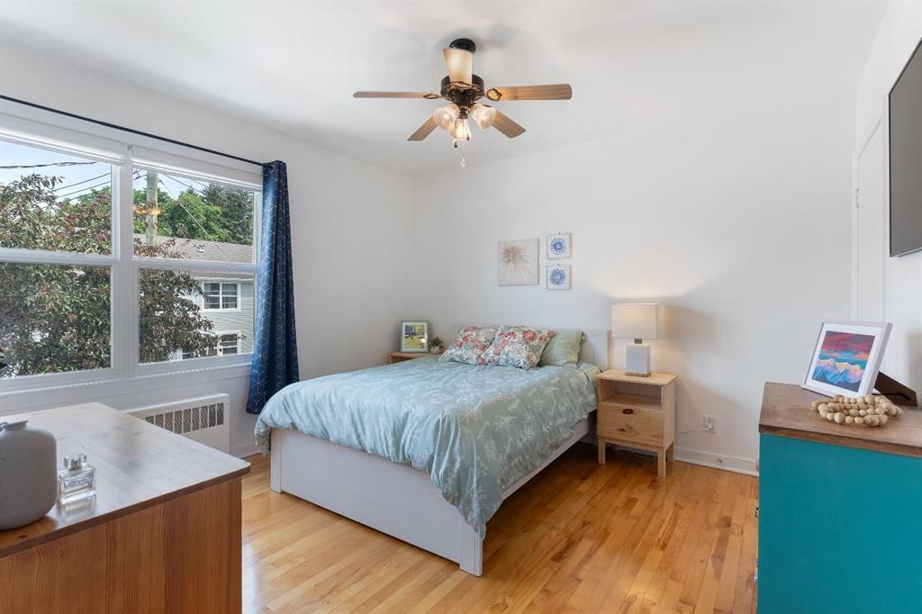 36 Poplar Crescent, Springbrook, AB - Indoor Photo Showing Bedroom