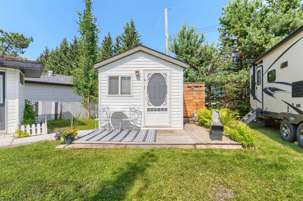 816 Baptiste Drive, West Baptiste, AB - Outdoor