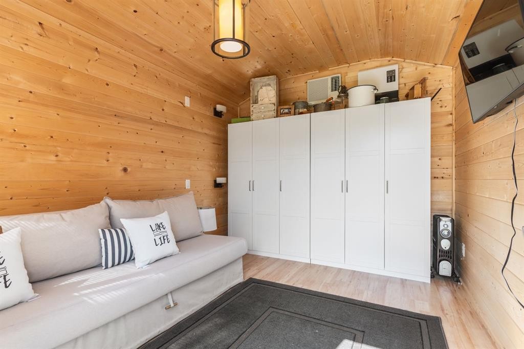 816 Baptiste Drive, West Baptiste, AB - Indoor