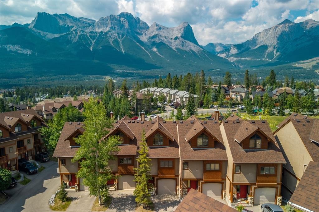25-300 Eagle Terrace Road, Canmore, AB - Outdoor With Facade