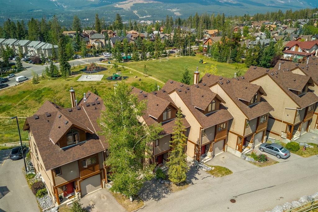 25-300 Eagle Terrace Road, Canmore, AB - Outdoor With View