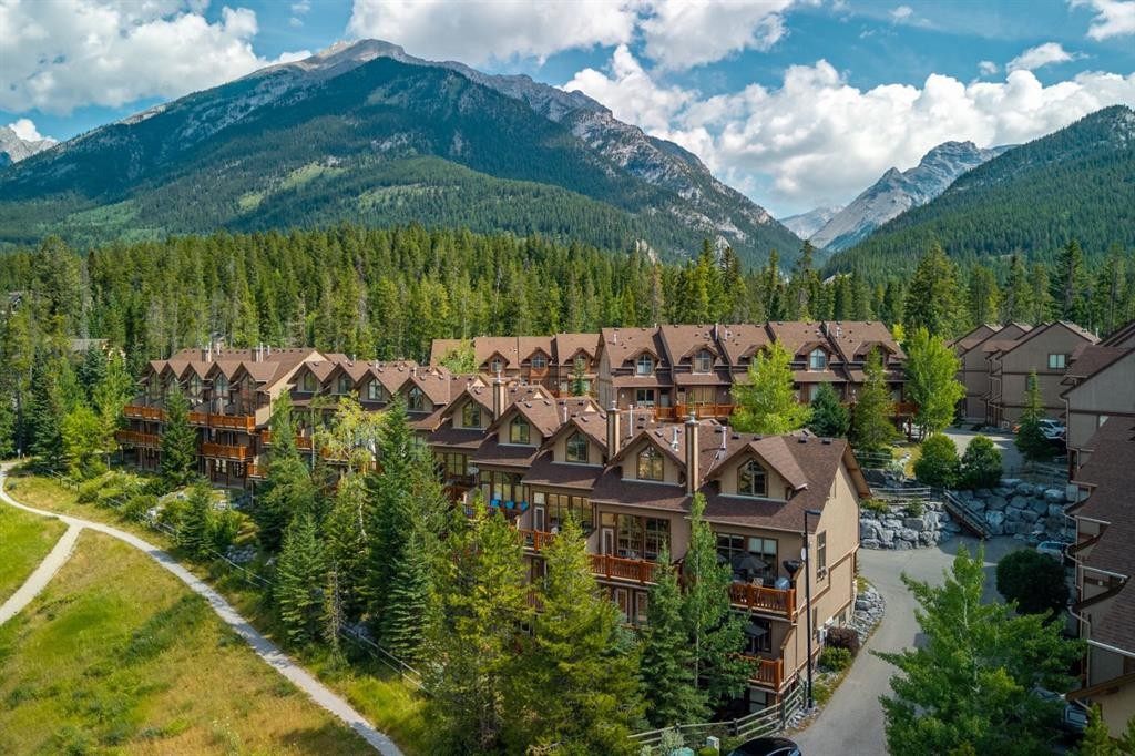 25-300 Eagle Terrace Road, Canmore, AB - Outdoor With View