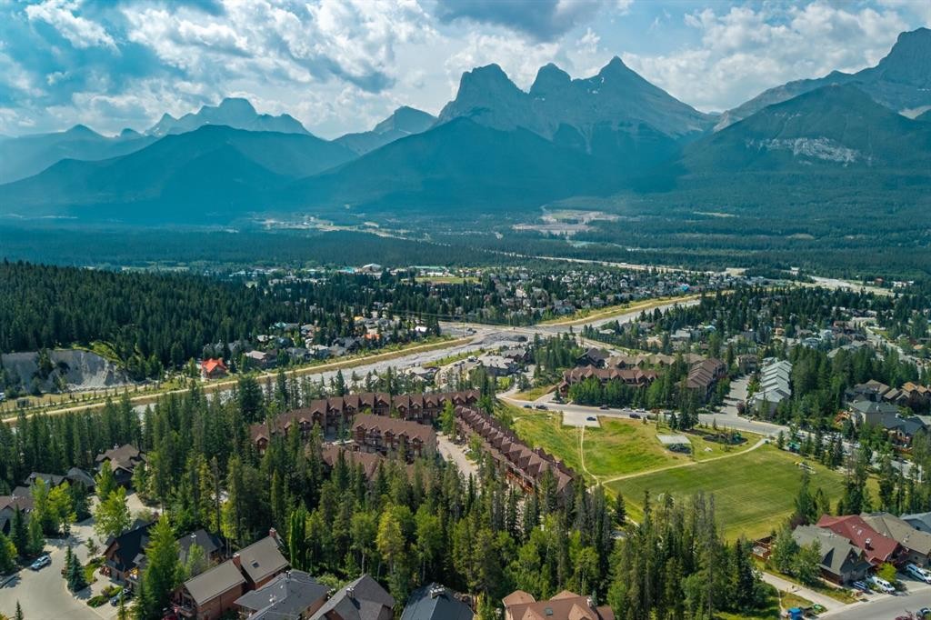 25-300 Eagle Terrace Road, Canmore, AB - Outdoor With View