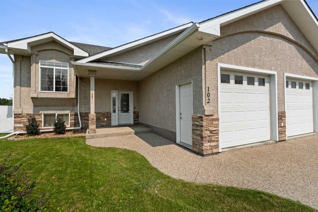 102 Poplar Drive, Whitecourt, AB - Outdoor
