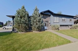 13 Parkdale Way SESlave Lake, AB T0G 2A3