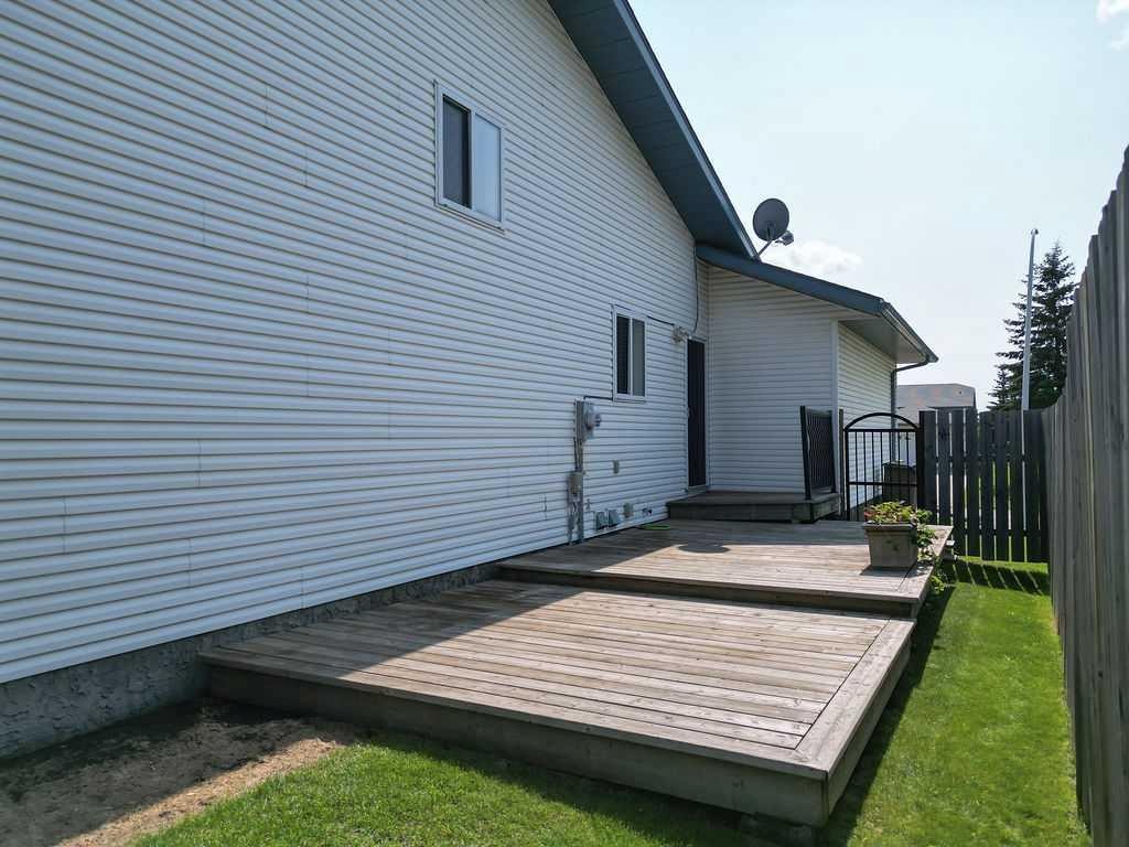 3007 47 Avenue, Athabasca, AB - Outdoor With Exterior