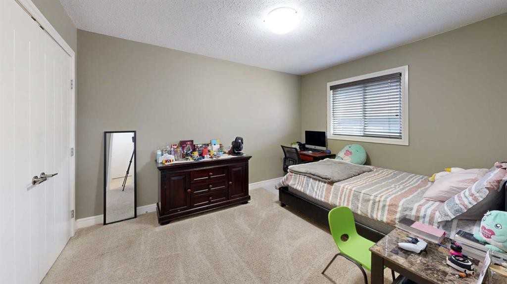 31 Spruce Road, Whitecourt, AB - Indoor Photo Showing Bedroom