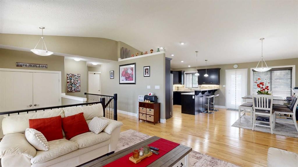 31 Spruce Road, Whitecourt, AB - Indoor Photo Showing Living Room