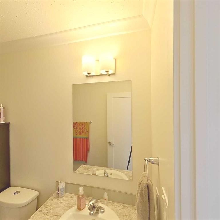 28-590059 Range Road 110, Rural Woodlands County, AB - Indoor Photo Showing Bathroom