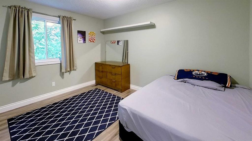 5735 Westhaven Drive, Edson, AB - Indoor Photo Showing Bedroom