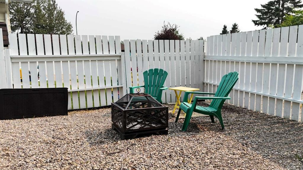 5735 Westhaven Drive, Edson, AB - Outdoor With Deck Patio Veranda