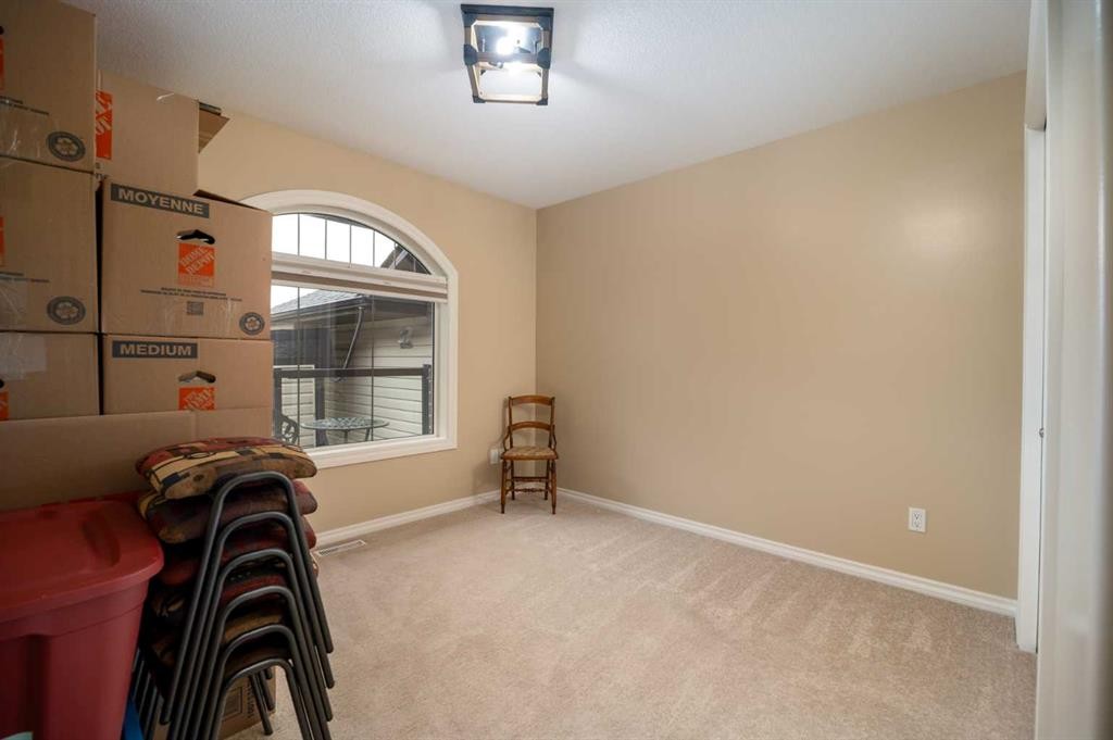 4630-Pine Avenue, Boyle, AB - Indoor Photo Showing Other Room