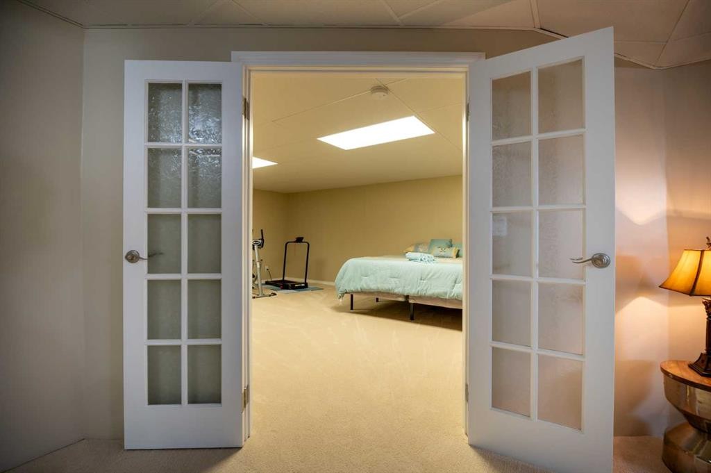 4630-Pine Avenue, Boyle, AB - Indoor