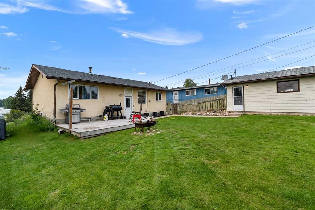 5415 Willock Crescent, Swan Hills, AB - Outdoor With Deck Patio Veranda With Exterior