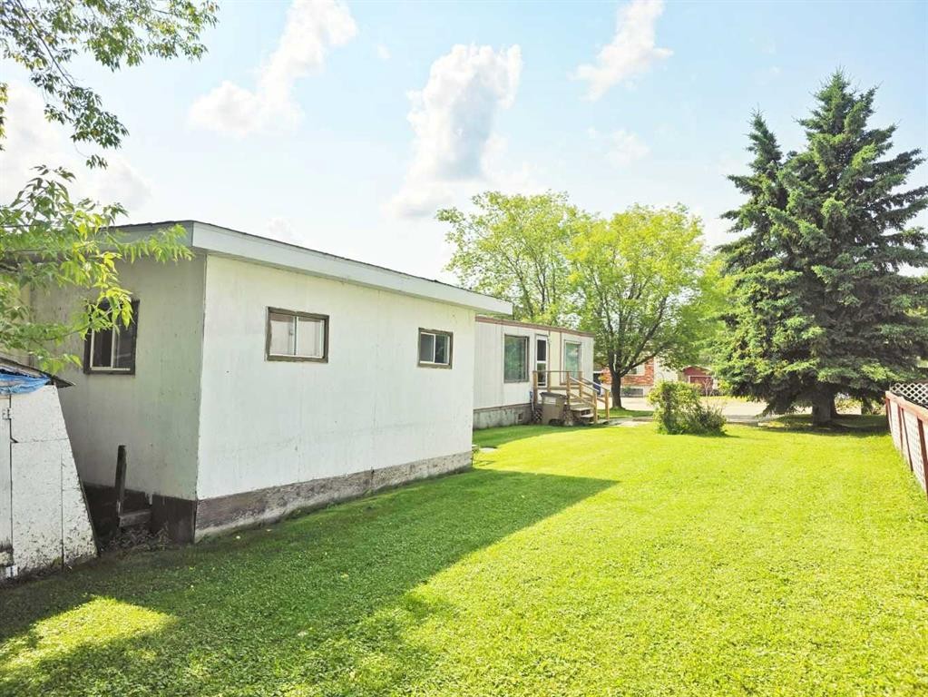 4206 54 Street, Athabasca, AB - Outdoor