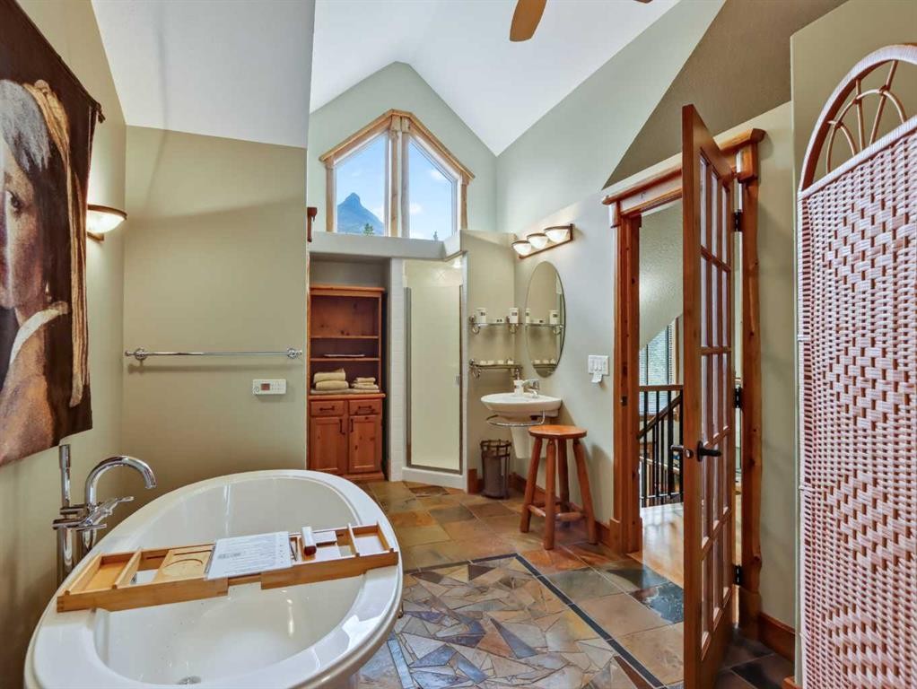 307-155 Crossbow Place, Canmore, AB - Indoor Photo Showing Bathroom