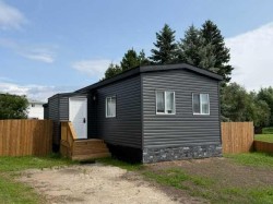 1136 12 Avenue SESlave Lake, AB T0G 2A3