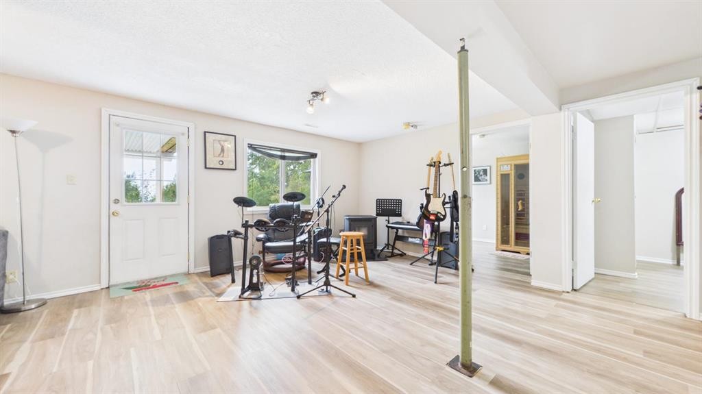 74008 Southshore Drive, Widewater, AB - Indoor