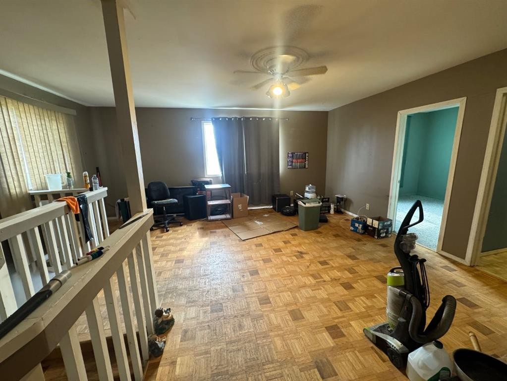 517 3Rd Avenue, Fox Creek, AB - Indoor Photo Showing Other Room