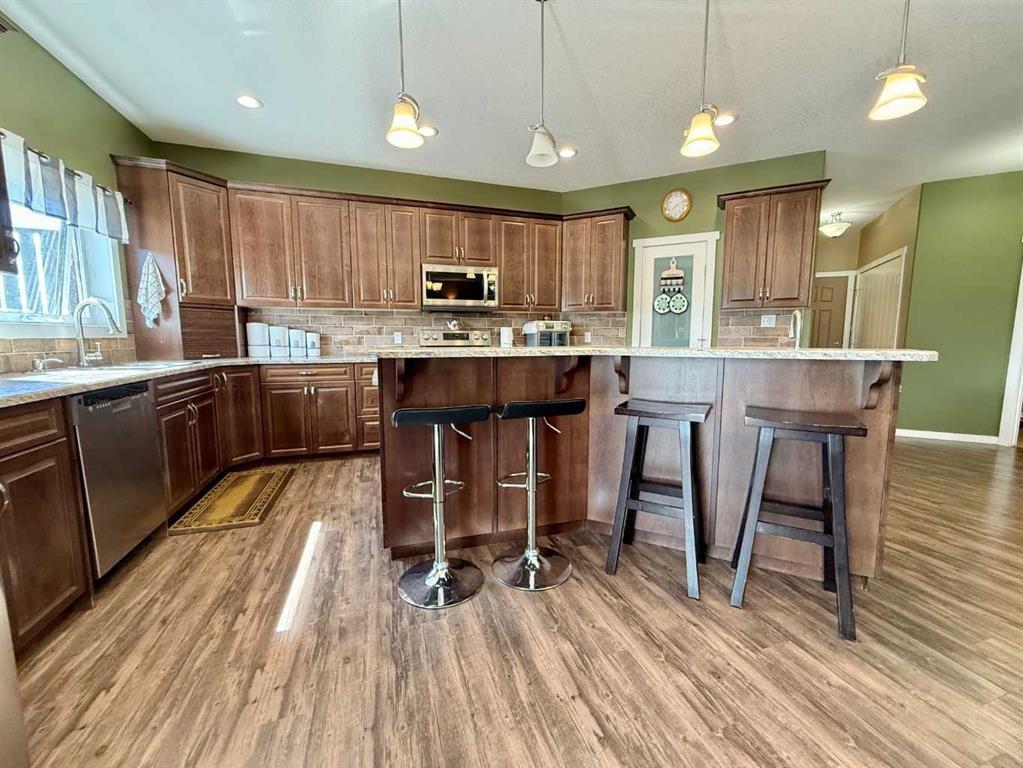 115017 Twp Rd 600A, Rural Woodlands County, AB - Indoor Photo Showing Kitchen With Upgraded Kitchen