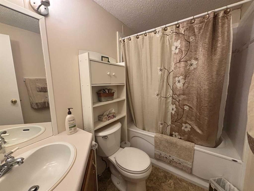 Range Road 225.5-660022 #38, Rural Athabasca County, AB - Indoor Photo Showing Bathroom