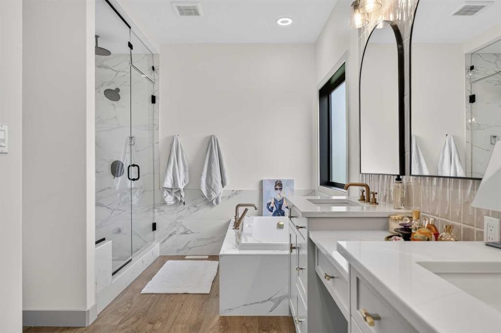 55 Riverdale Bend, Whitecourt, AB - Indoor Photo Showing Bathroom