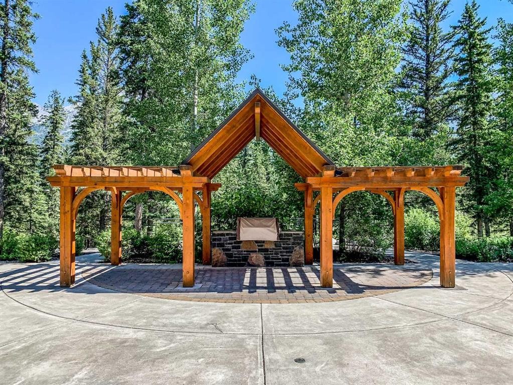 205-600 Spring Creek Drive, Canmore, AB - Outdoor