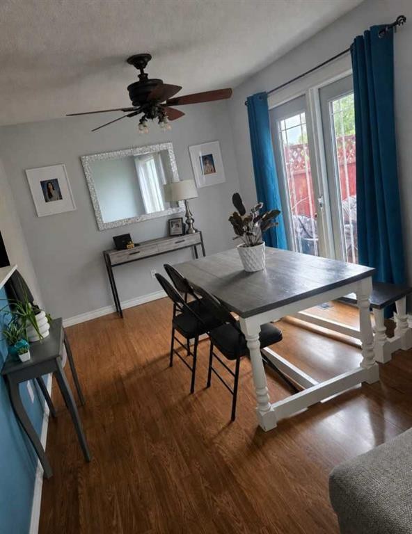 59 A&B Centennial Crescent, Swan Hills, AB - Indoor Photo Showing Dining Room