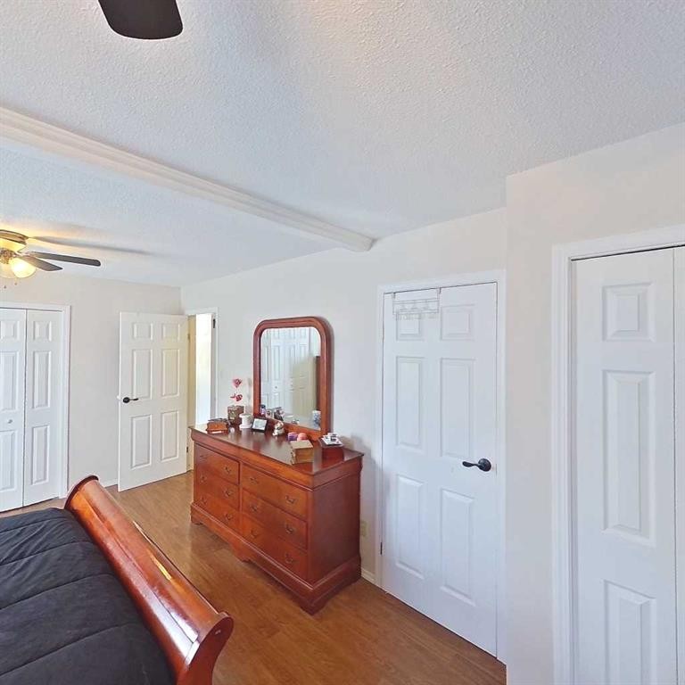 28 Centennial Crescent, Swan Hills, AB - Indoor Photo Showing Bedroom