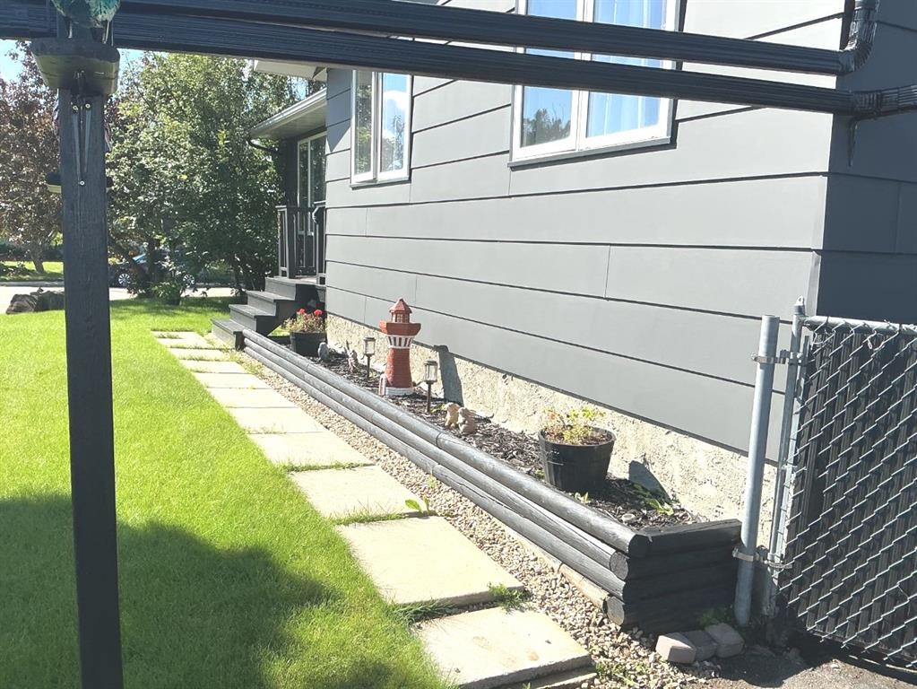 28 Centennial Crescent, Swan Hills, AB - Outdoor With Exterior