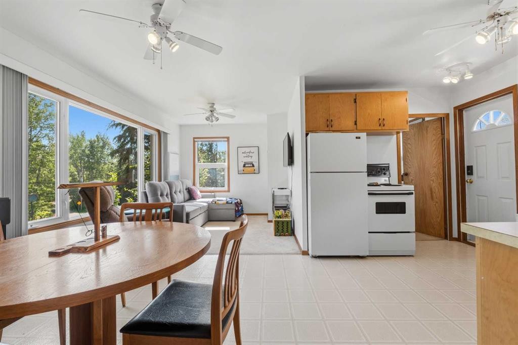 164 Crescent Drive, Thunder Lake, AB - Indoor