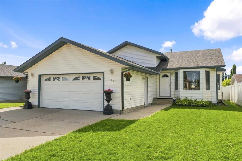 46 Atkinson Crescent, Whitecourt, AB - Outdoor