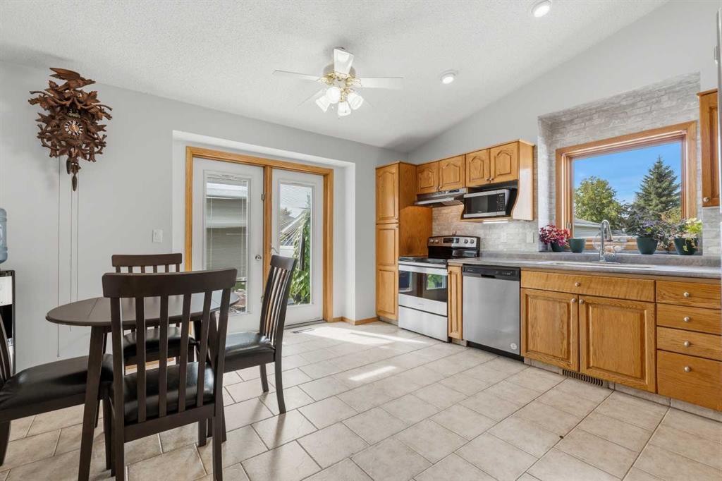 46 Atkinson Crescent, Whitecourt, AB - Indoor