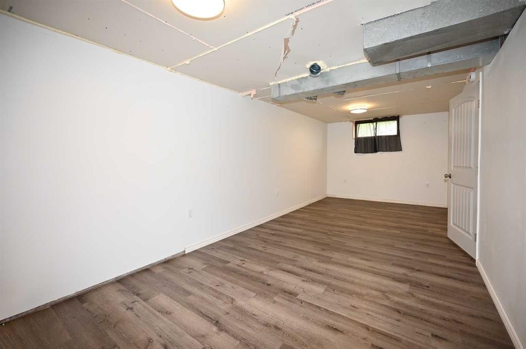 5005 41 Avenue, Athabasca, AB - Indoor Photo Showing Other Room