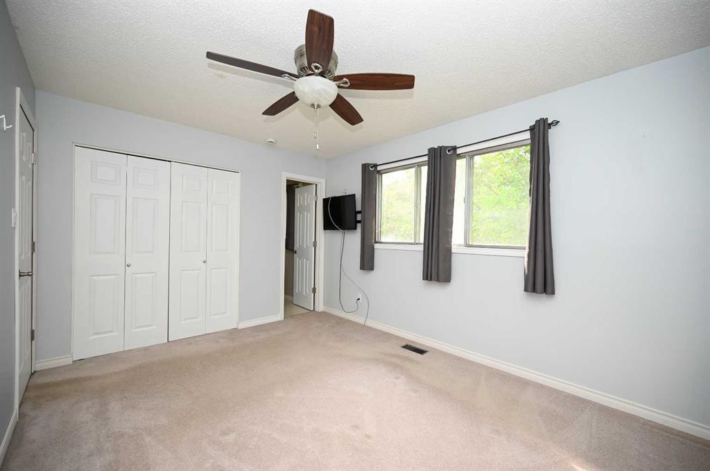 5005 41 Avenue, Athabasca, AB - Indoor Photo Showing Other Room