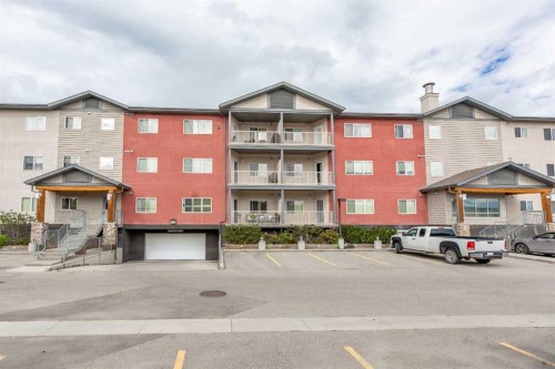 309-109 Seabolt Drive  Hinton, AB T7V 1K2