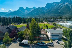 631 & 633 7th Street Canmore, AB T1W 2C2