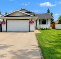 50 Blueberry Drive Whitecourt, AB T7S 1R3