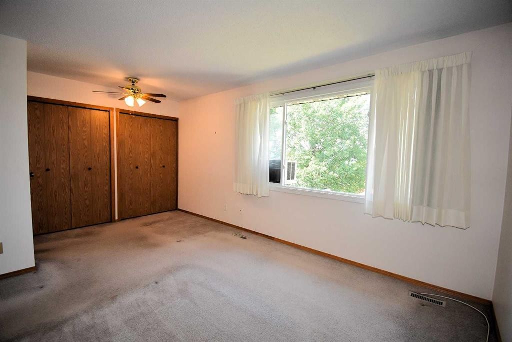 330-457 Collinge Road, Hinton, AB