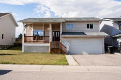 373 Collinge Road Hinton, AB T7V 1L2