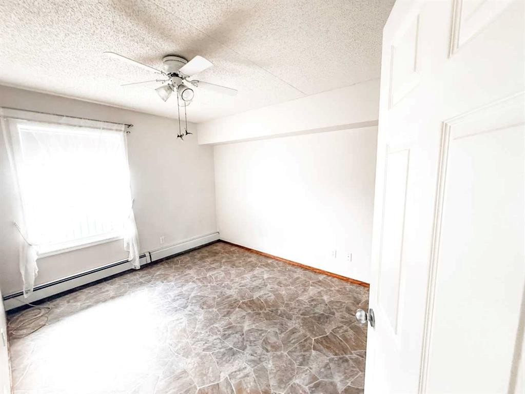 205-777 48 Street, Edson, AB