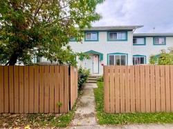 7-110 Tamarack Avenue Hinton, AB T7V 1C5