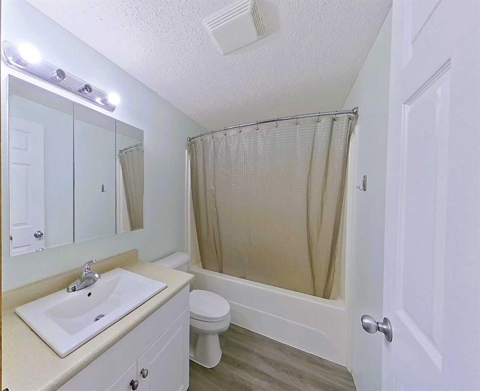 1006 9 Avenue, Smith, AB