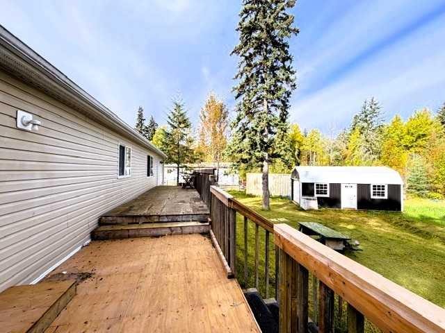 1006 9 Avenue, Smith, AB