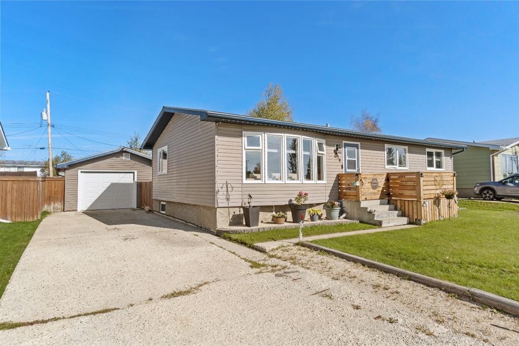 5010 North Avenue, Swan Hills, AB