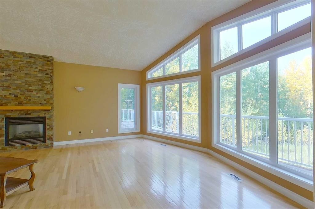 71 Lakeview Heights, Canyon Creek, AB